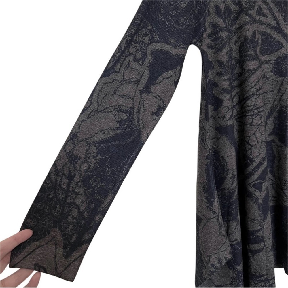 Lovely Soft Surroundings Charcoal Floral Handkerchief Hem Tunic. Small/Medium - Picture 5 of 8
